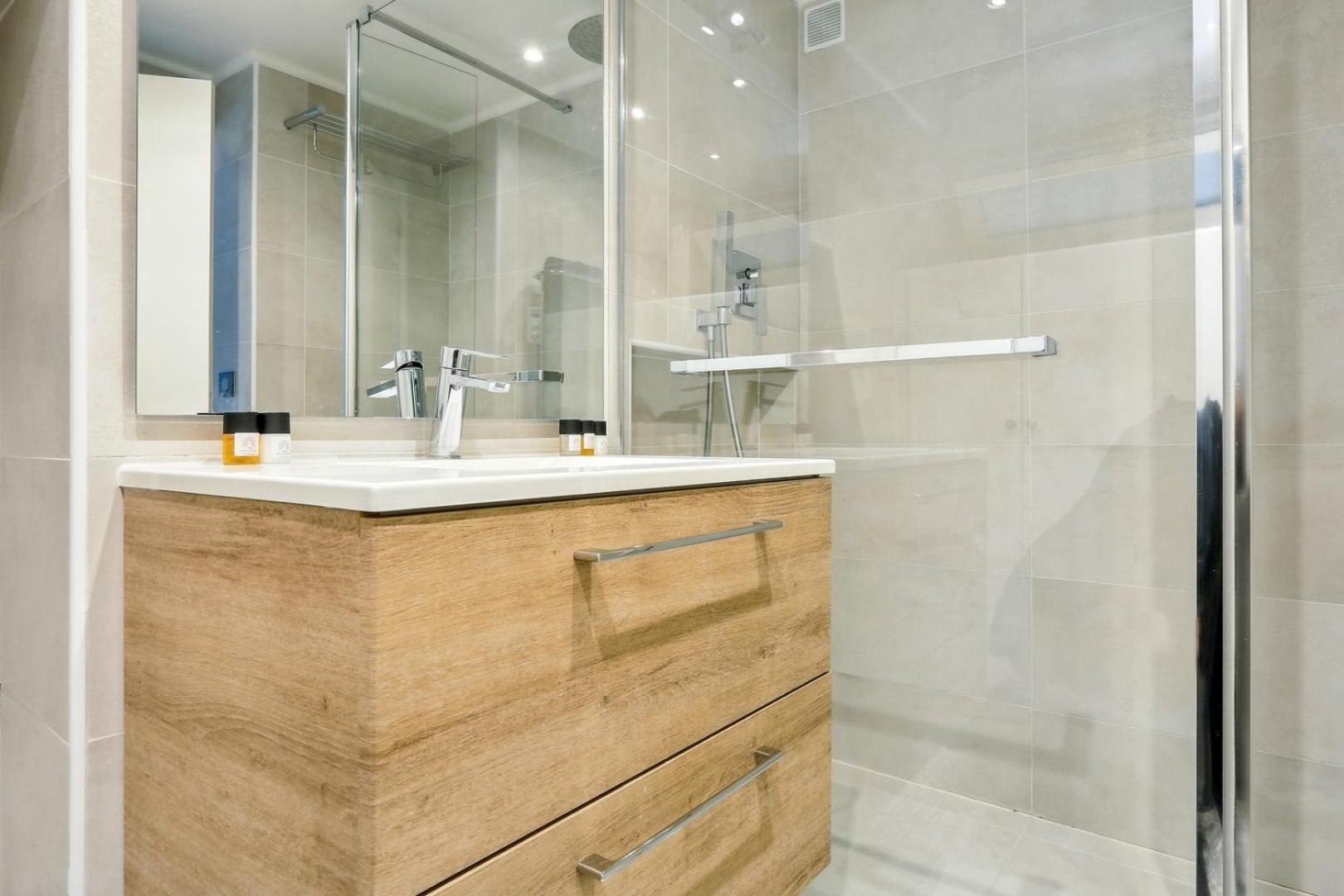 Apartment Bnbnook - Bright 2br Near Louvre & Pompidou Paris